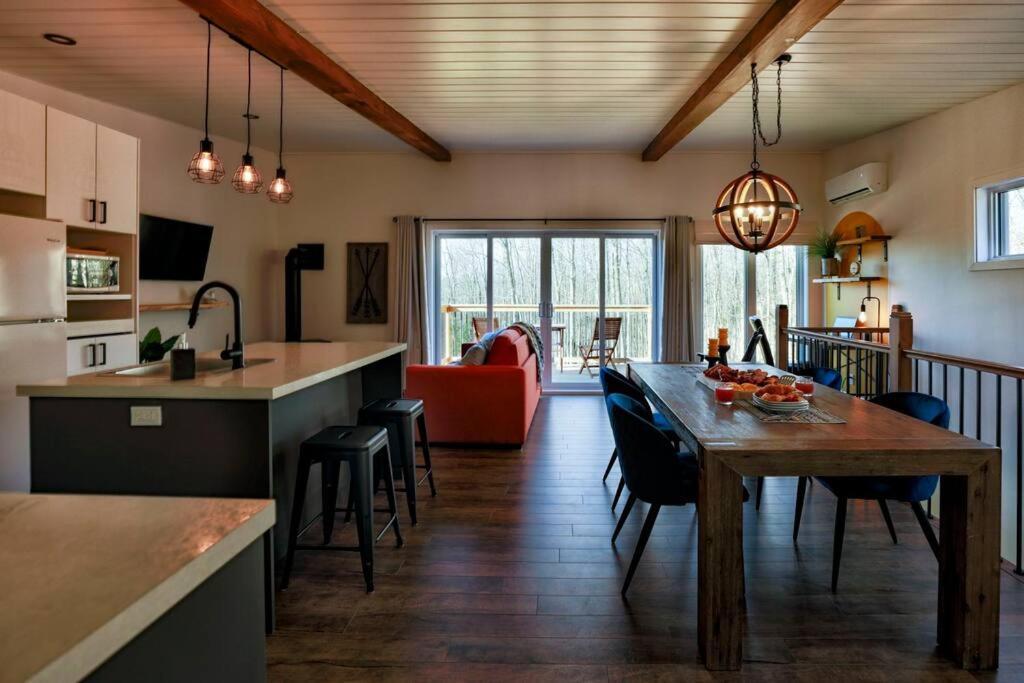 Chalet Woodpecker Lodge - Chaleureux Avec Foyer. Orford Zewnętrze zdjęcie