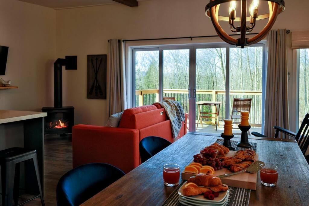 Chalet Woodpecker Lodge - Chaleureux Avec Foyer. Orford Zewnętrze zdjęcie
